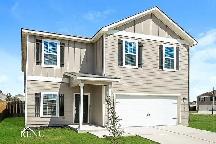 4 bed, 2.5 bath, 2204 sqft, $2,015 — Photo 2