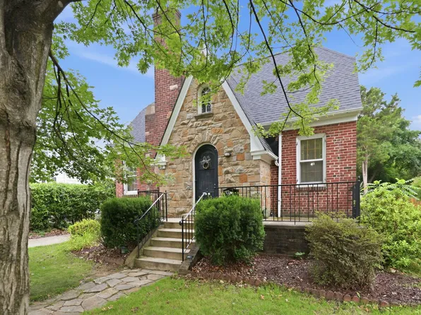 812 S Glebe Rd, Arlington, VA 22204