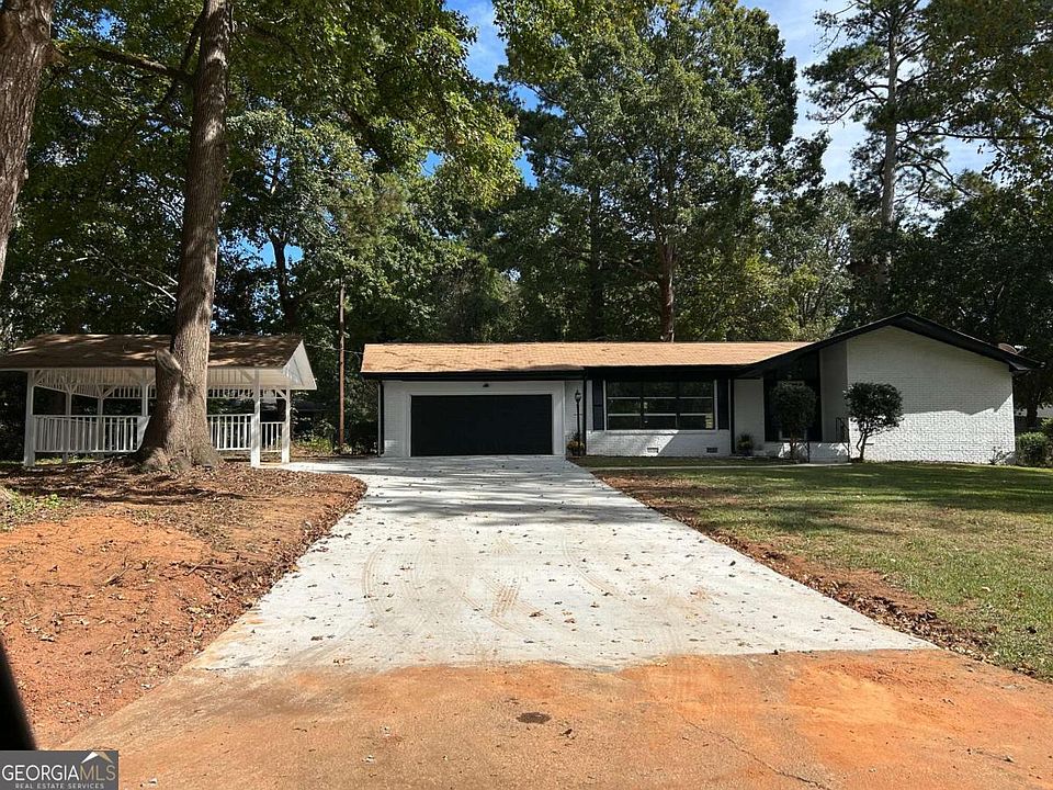 1st image of 45 Circle Dr