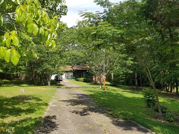 3rd image of 4930 Cherrydale Dr #0