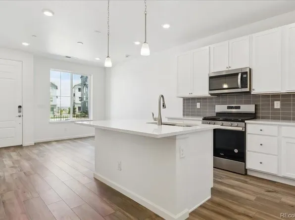 6770 Merseyside Lane Bldg 12 #166, Castle Pines, CO 80108