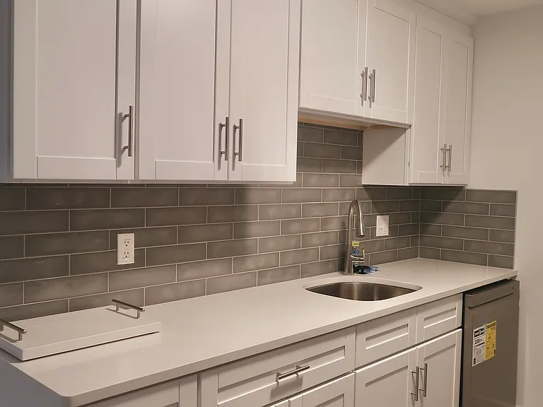 20 Woodsedge Dr #5B — Photo 3