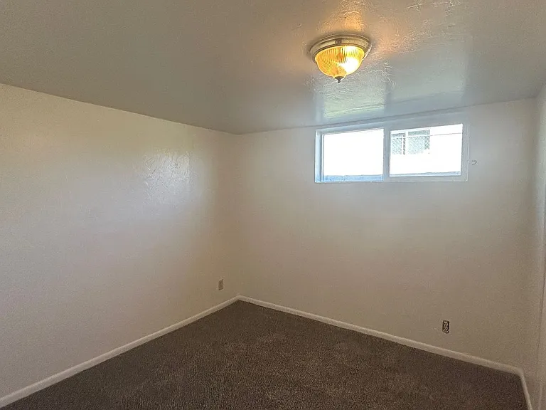 139 Belva Ln — Photo 9