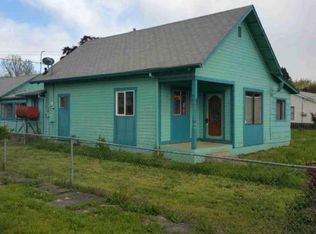 412 E 2nd Ave, Riddle, OR 97469