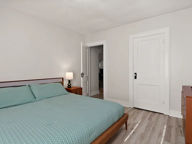 105 Main St #1 — Photo 10