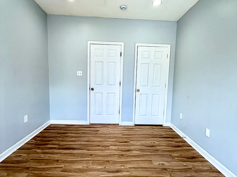 414 N Bradford St — Photo 14