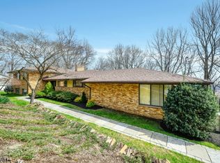 6 Lynnfield Dr, Morris Twp., NJ 07960