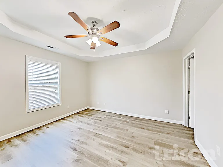 9023 Nevada Ave — Photo 8