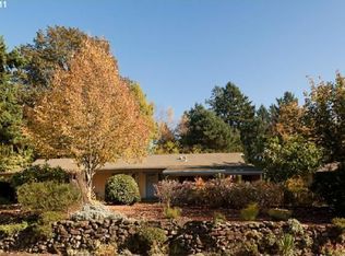 2134 Wembley Park Rd, Lake Oswego, OR 97034