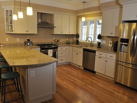 4th image of 13 Taylor Cove Dr #0