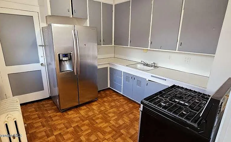611 Colfax Ave — Photo 6