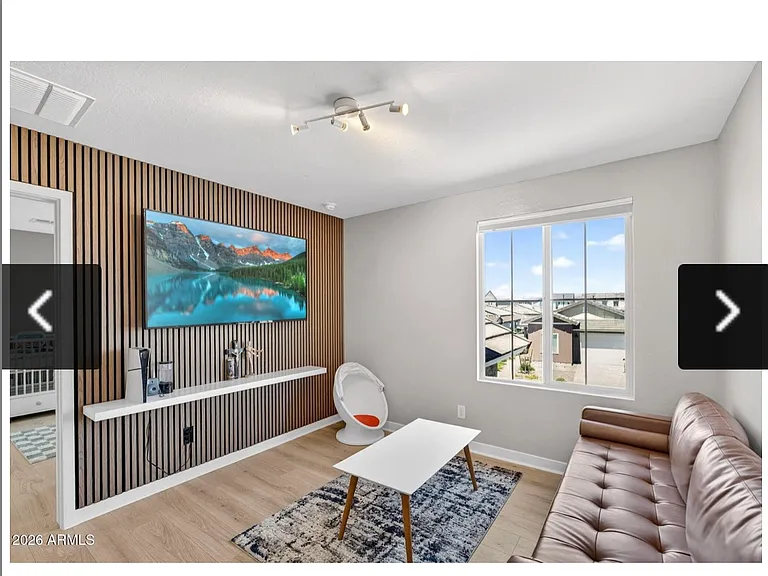18227 W Vogel Ave — Photo 3