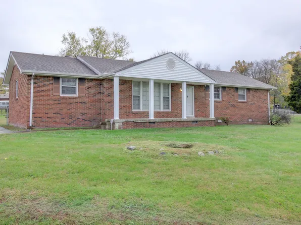 298 Melinda Dr, Clarksville, TN 37042