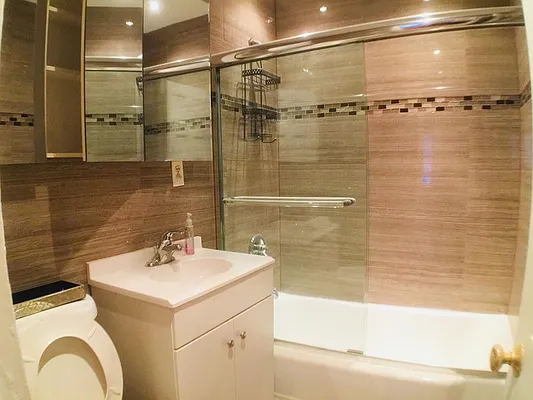 Rented by R New York | media 15