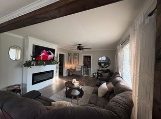 1041 S Main St, Calvert City, KY 42029