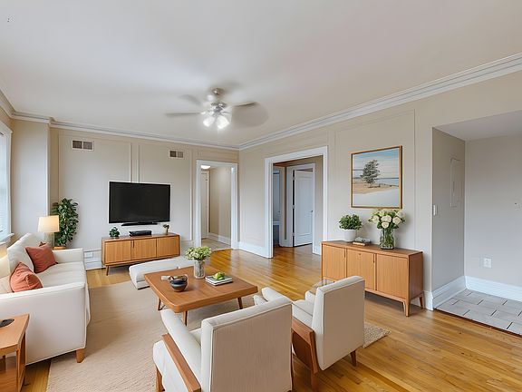 3rd image of 4411 McPherson Ave #101A