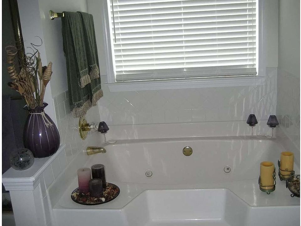 2nd image of 5356 Beechwood Forest Dr
