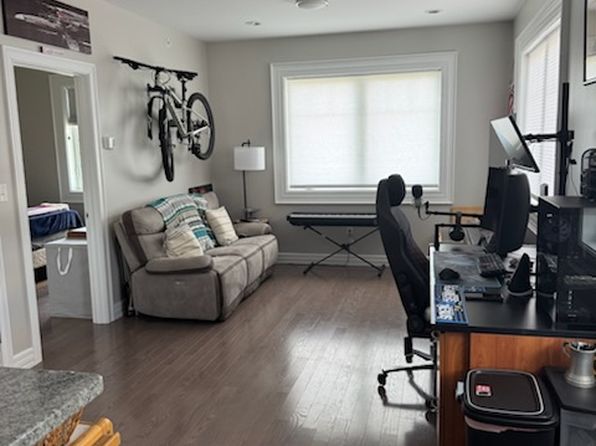 1 2nd St #202