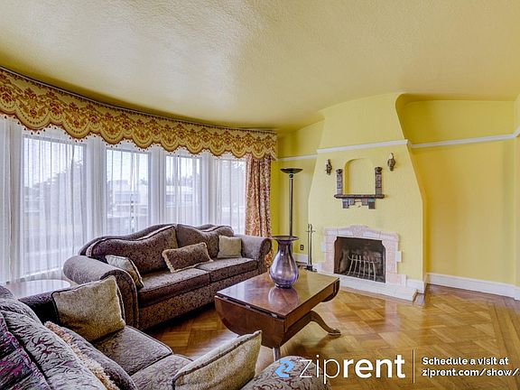 3rd image of 424 Judson Ave
