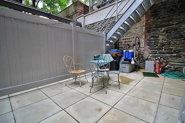 Rented by Bold New York | media 41