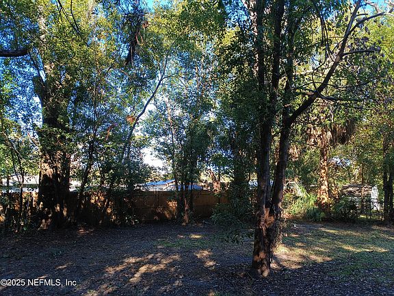 4th image of 4819 IRVINGTON Avenue
