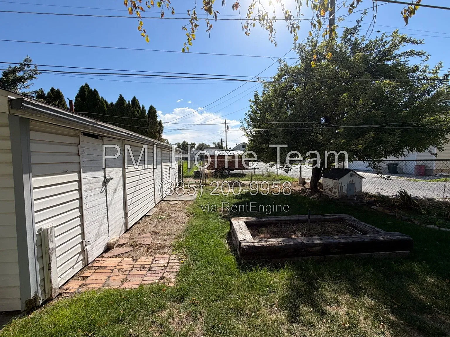 3 bed, 2.0 bath, 1624 sqft, $1,995 — Photo 4