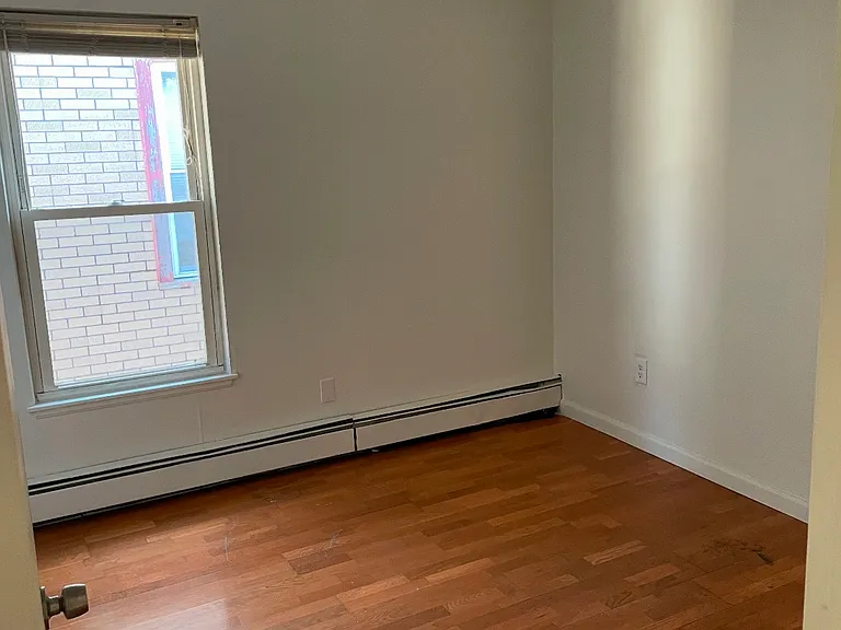 178 N Main St #4 — Photo 9