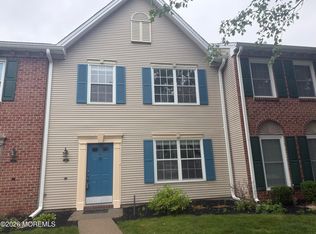 31 Citation Ct, Tinton Falls, NJ 07724
