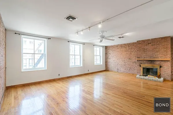 Rented by Bond New York | media 16