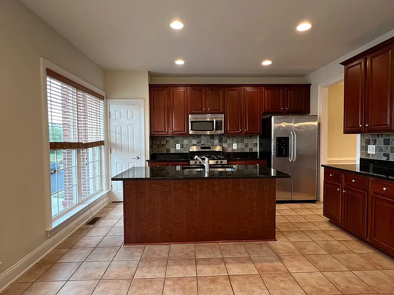 42771 Wilmar Sq — Photo 9