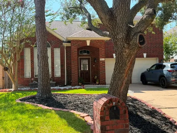 8011 Makaha Cir, Houston, TX 77095