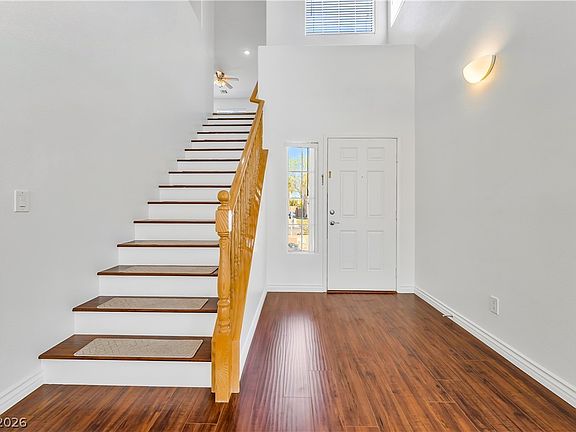 3rd image of 9123 Weeping Hollow Ave
