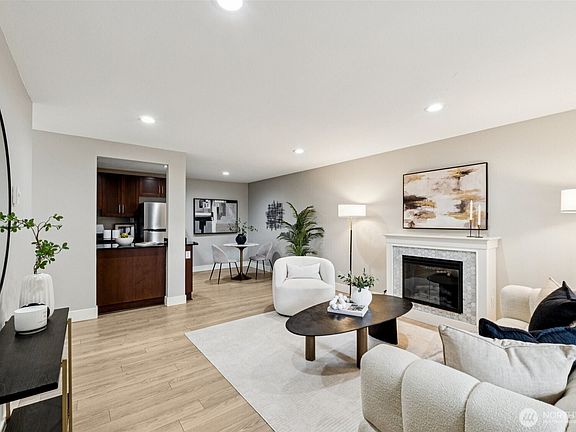 4th image of 21305 48th Avenue W #B110