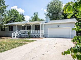 2433 Wood Meadows Dr SW, Marietta, GA 30064
