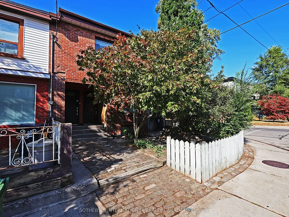 212 Glebemount Ave #LOWER