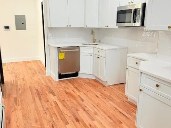 530 45th Street image 12 of 36