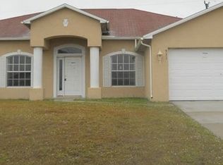 931 NW 7th Pl, Cape Coral, FL 33993