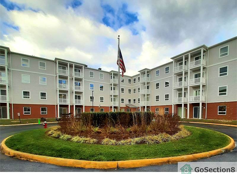 1st image of 14401 Woodmere Ct