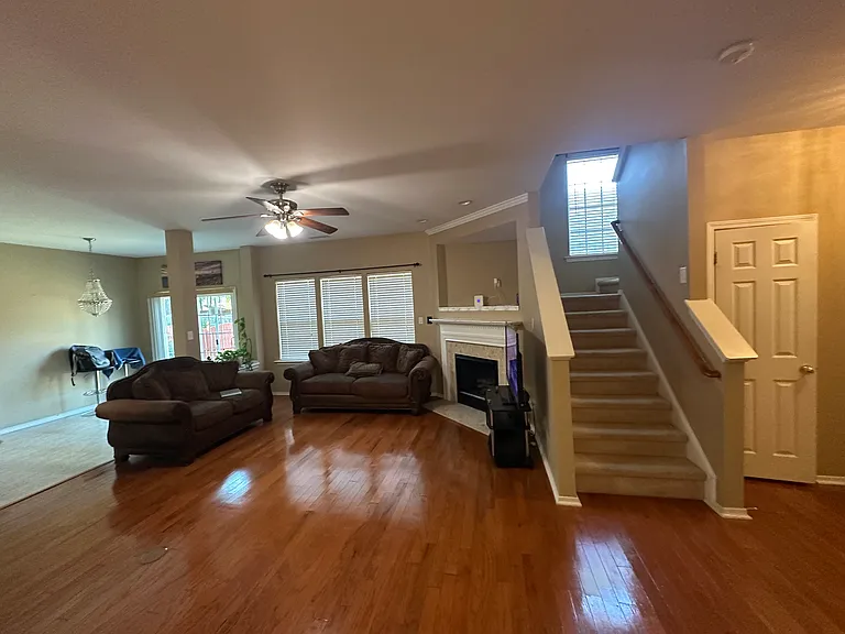 404 Treybrooke Dr — Photo 18