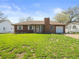 10122 Forest Ave, Kansas City, MO 64131