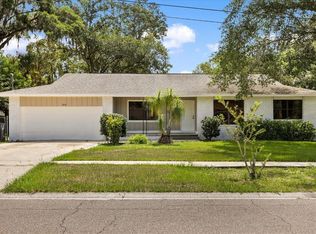 575 Lake McCoy Dr, Apopka, FL 32712