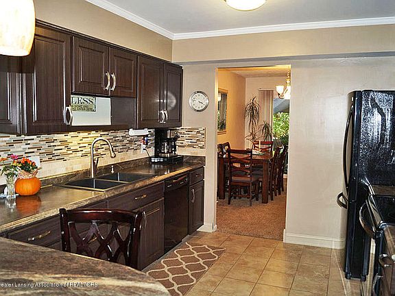 3rd image of 1224 Chartwell Carriage Way N #44