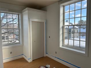 27 Housatonic St APT 3, Lenox, MA 01240