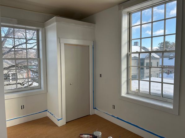 27 Housatonic St APT 3