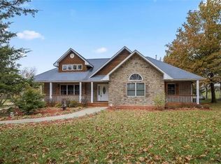 15304 S Outer Belt Ext, Lone Jack, MO 64070