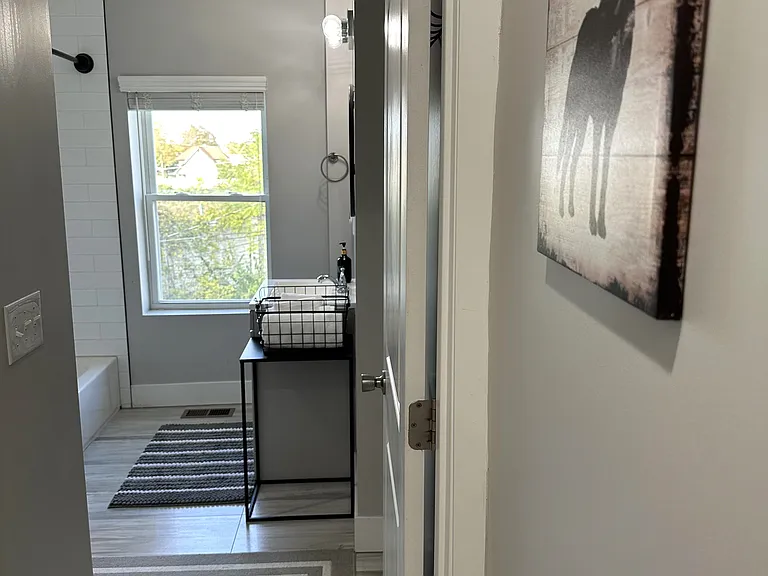 1127 Sidney St — Photo 2