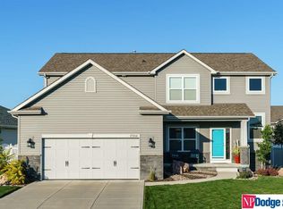 17306 Samantha Rd, Gretna, NE 68028