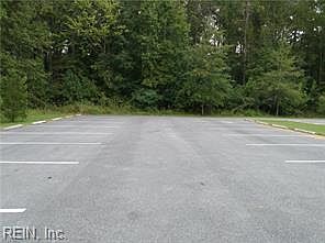 3rd image of Nansemond Pkwy