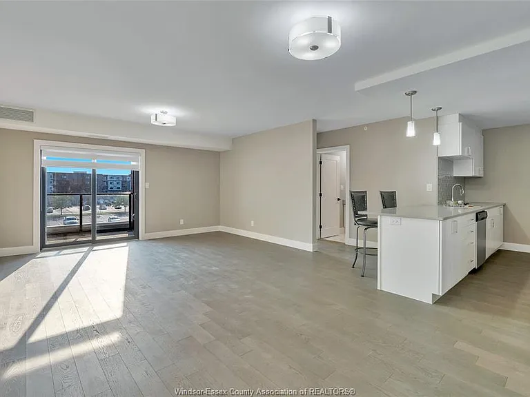 2550 Sandwich West Pkwy #303 — Photo 3