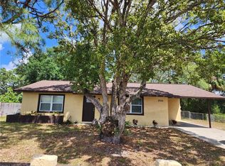 2700 Dolphin Dr, Sebring, FL 33870